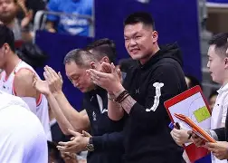 关于广东宏远队力争夺冠，壮志凌云再战球场的信息