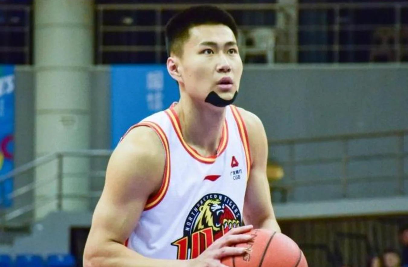 俱乐部杯-刘泽一16+9浙江胜吉林吴昌泽9+12